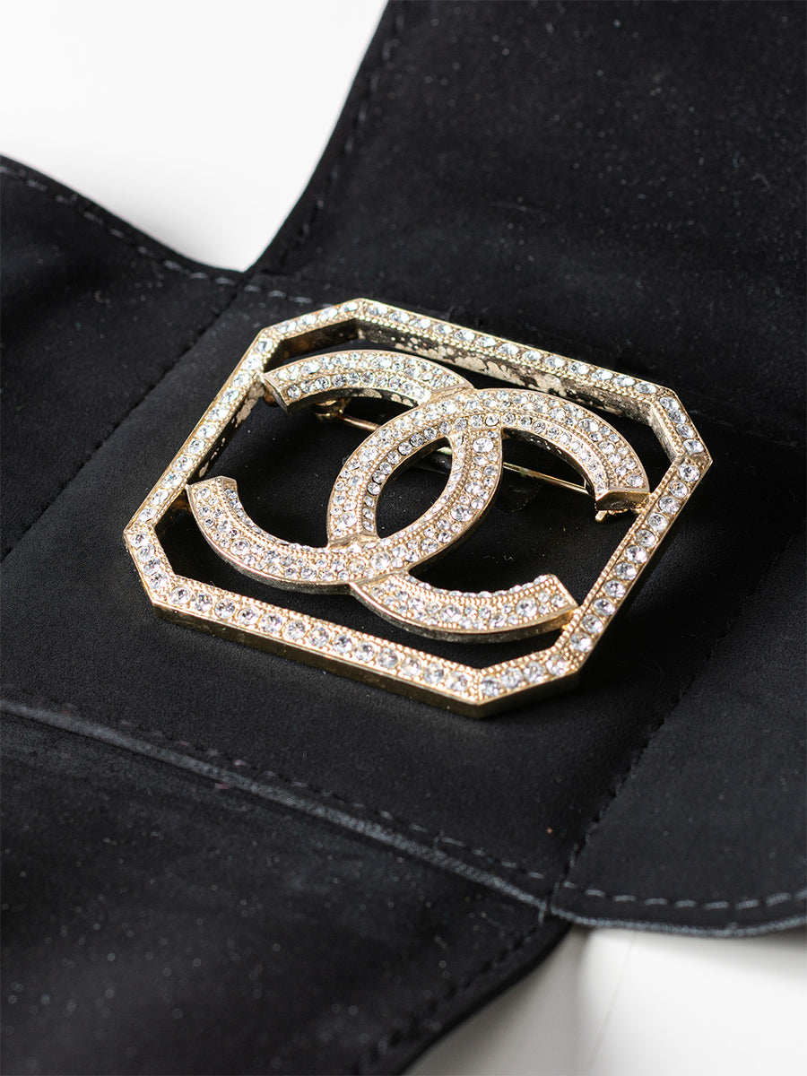 Chanel CC Strass Brooch