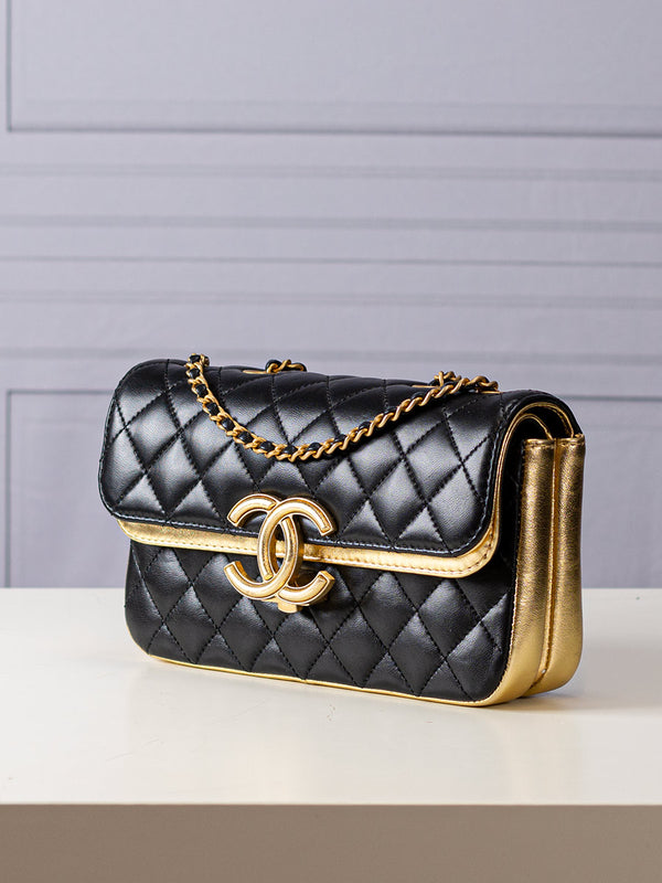 Chanel CC Chic Small Flap Bag