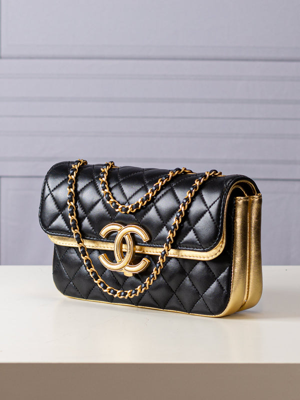 Chanel CC Chic Small Flap Bag