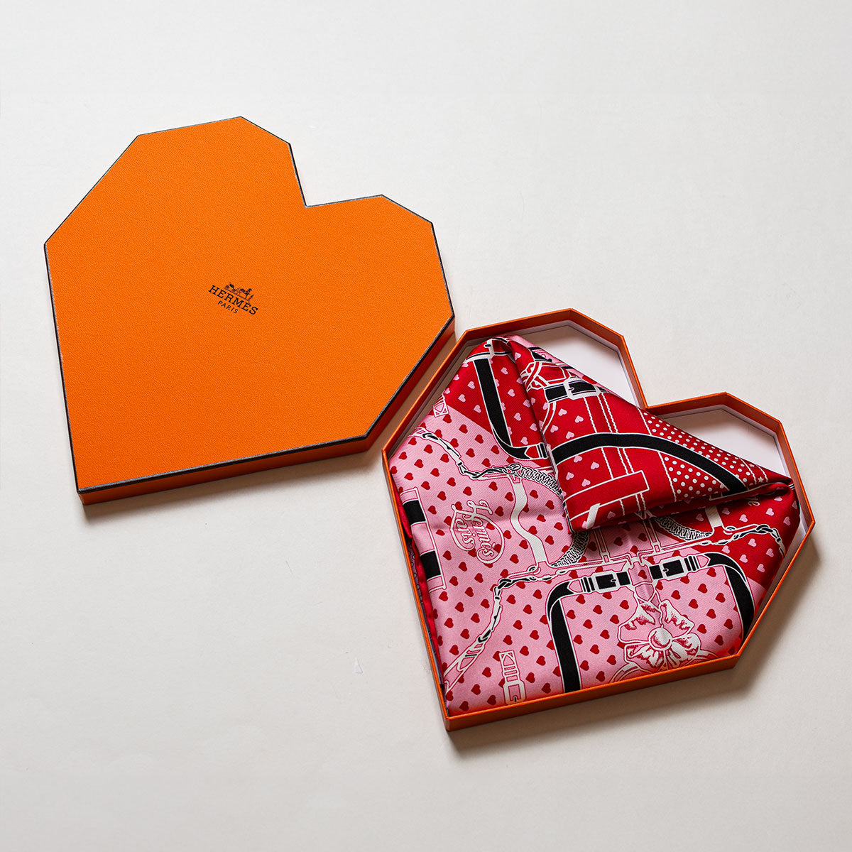 Hermès &quot;Grand Manege&quot; Scarf 70 with Heart Box