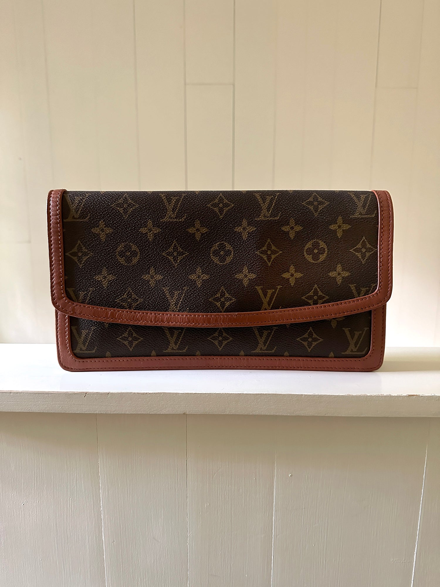 Louis Vuitton Pochette Dame Clutch