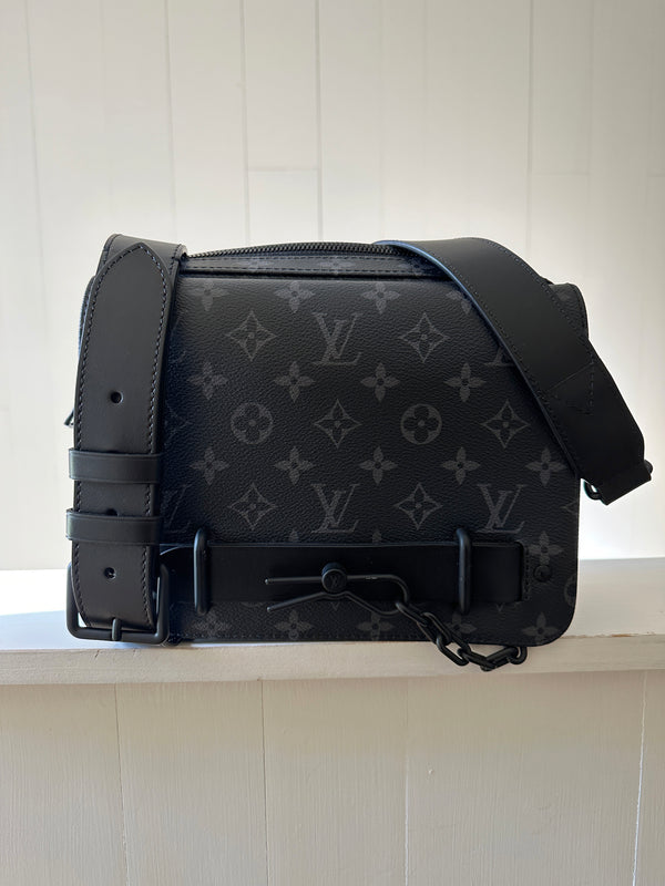 Louis Vuitton Steamer Messenger