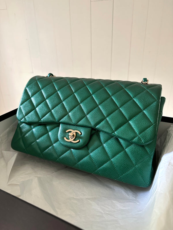 Chanel Jumbo Classic Flap Bag