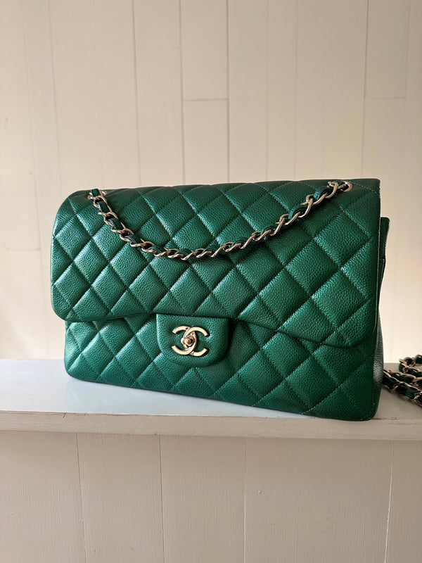 Chanel Jumbo Classic Flap Bag