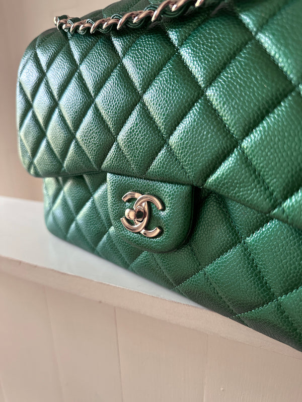 Chanel Jumbo Classic Flap Bag