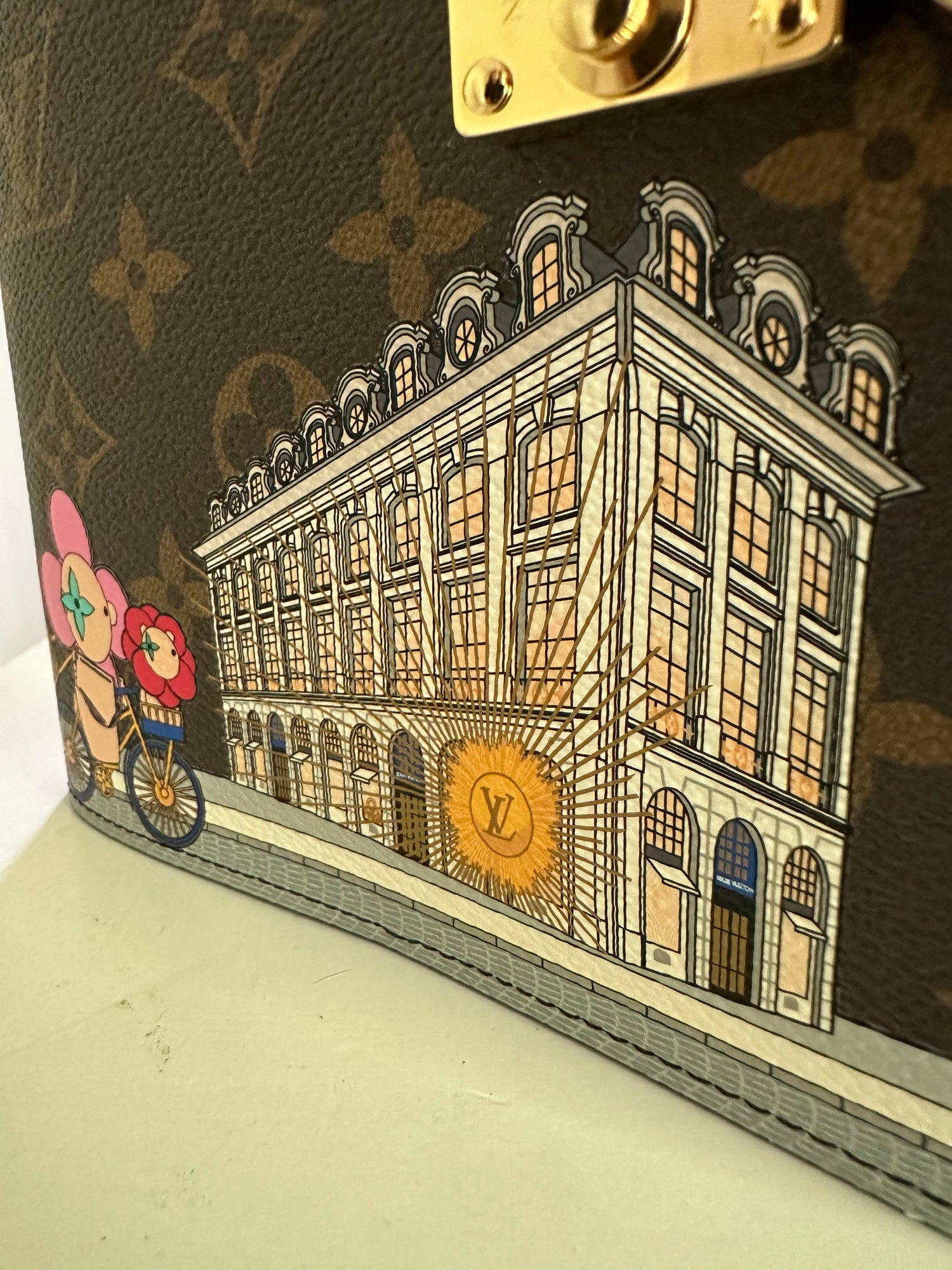 Louis Vuitton Monogram 2022 Christmas Animation Paris Bag
