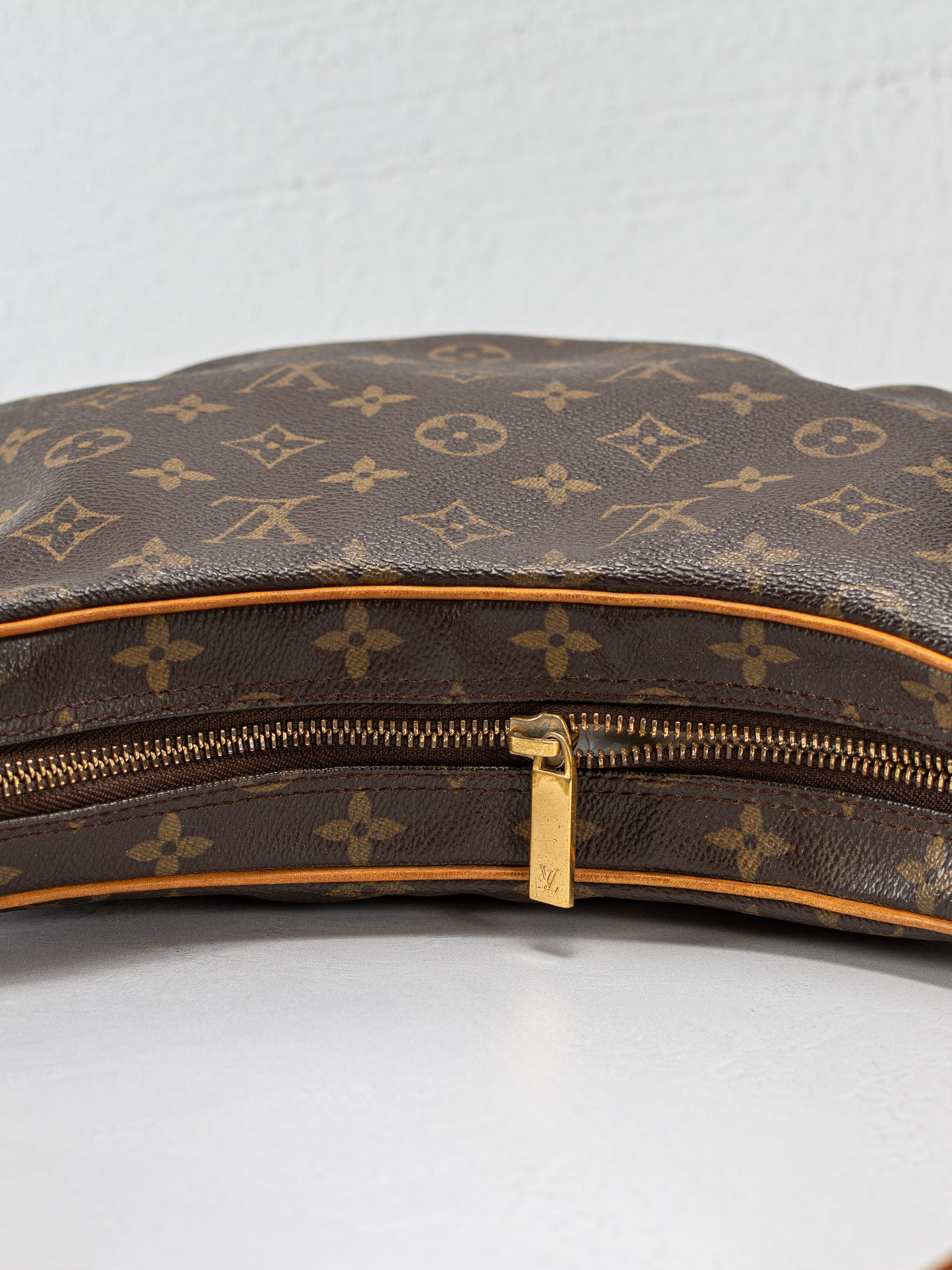 Louis Vuitton Monogram Croissant MM