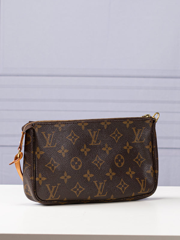 Louis Vuitton Monogram Pochette Accessoires