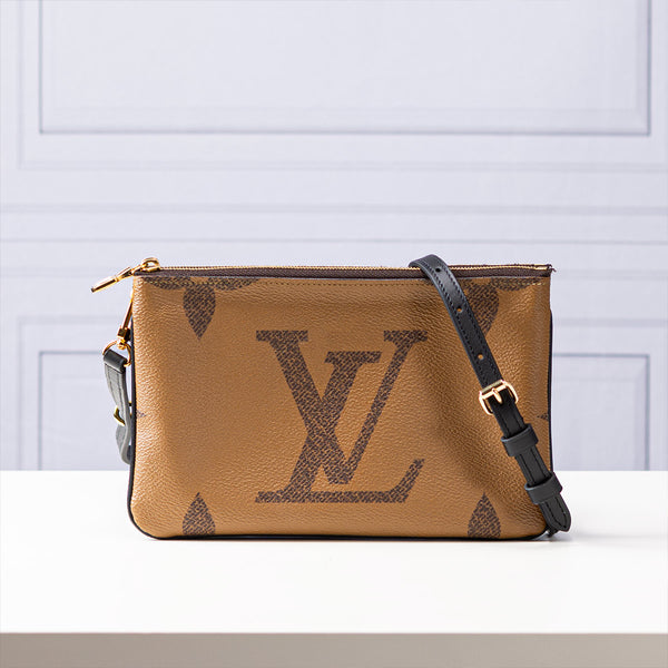 Louis Vuitton Monogram Giant Reverse Double Zip Pochette