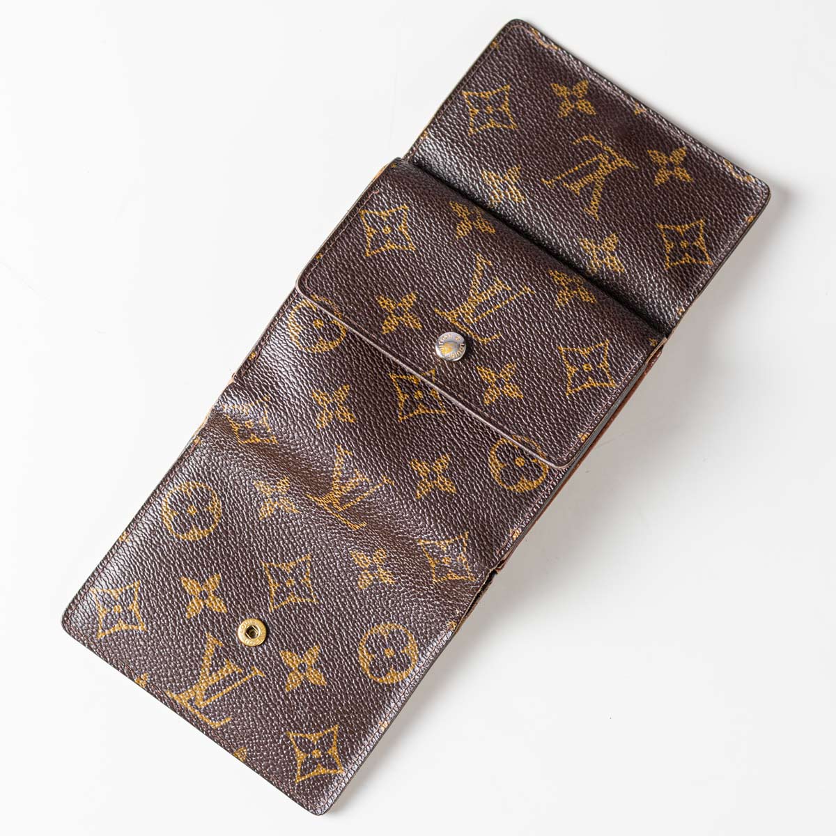 Louis Vuitton Monogram Bi-Fold Wallet