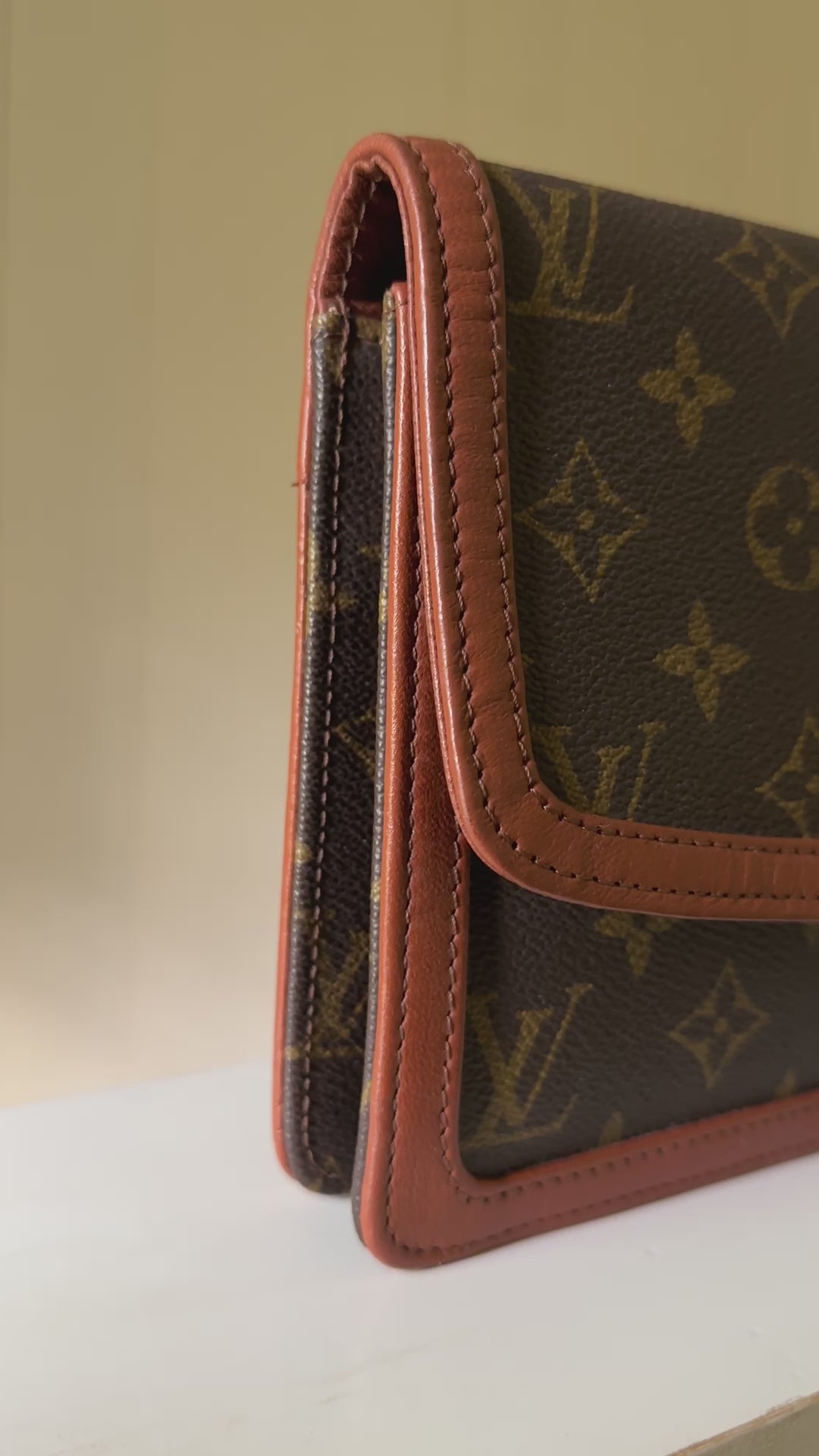 Louis Vuitton Pochette Dame Clutch