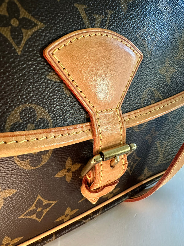 Louis Vuitton Monogram Sologne Clasp