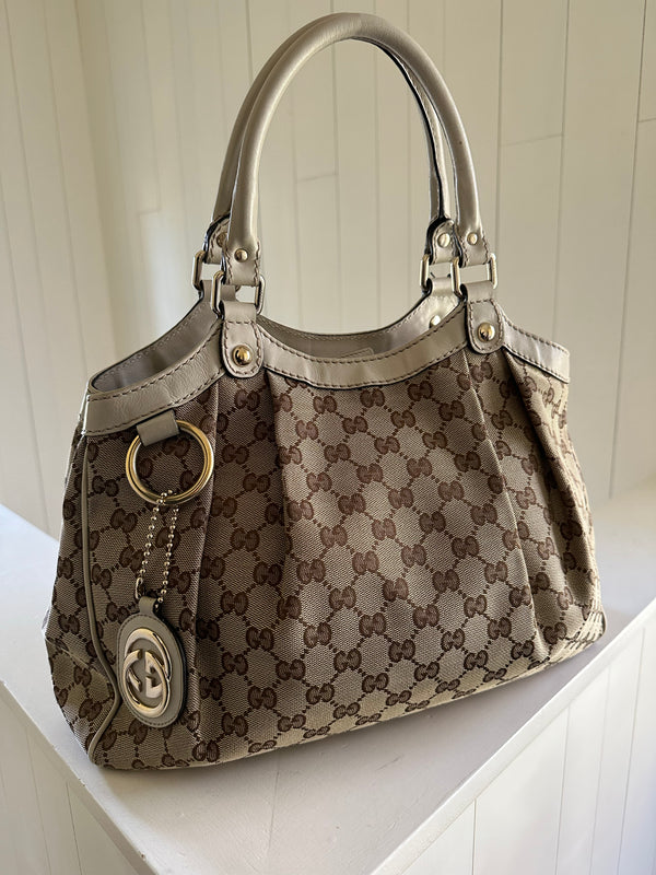 Gucci Sukey PM Tote Front