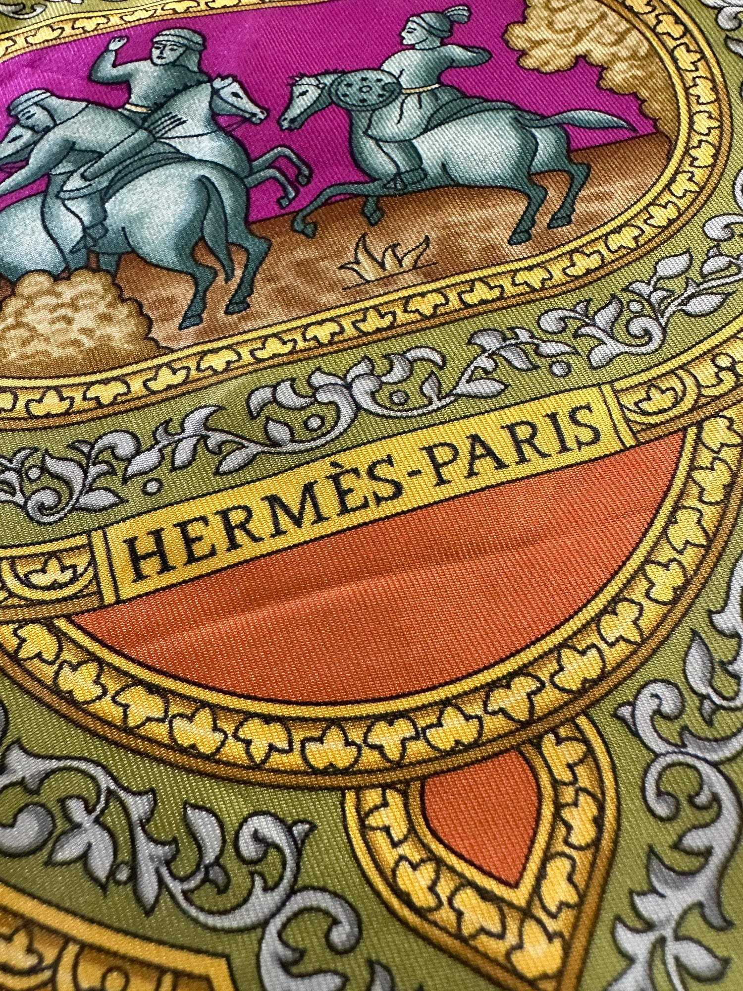 Hermès &quot;Qalamdan&quot; Scarf 90 logo detail