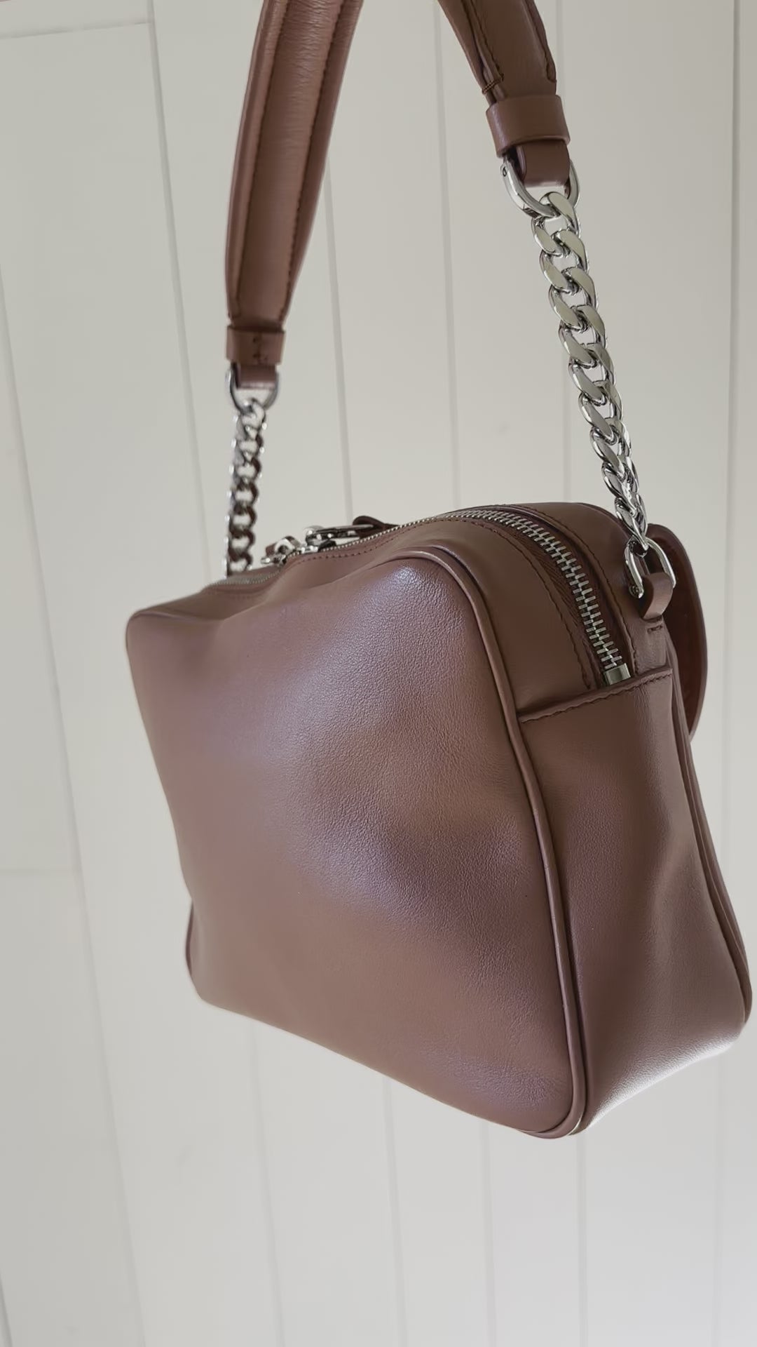 Tod’s Double T Crossbody Video